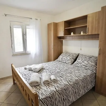 Mare Nostrum-apartment Just 40 Meters From The With Airconditioning And Free Parkingee Parking דירה *