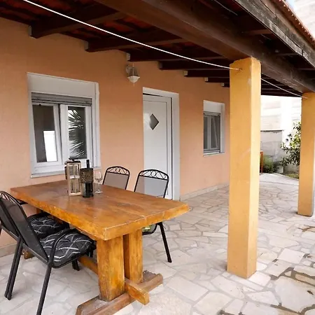 דירה Mare Nostrum-apartment Just 40 Meters From The With Airconditioning And Free Parkingee Parking *