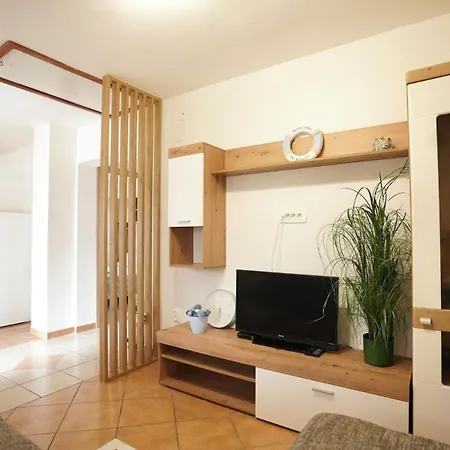 Mare Nostrum-apartment Just 40 Meters From The With Airconditioning And Free Parkingee Parking דירה רוגוזניצה
