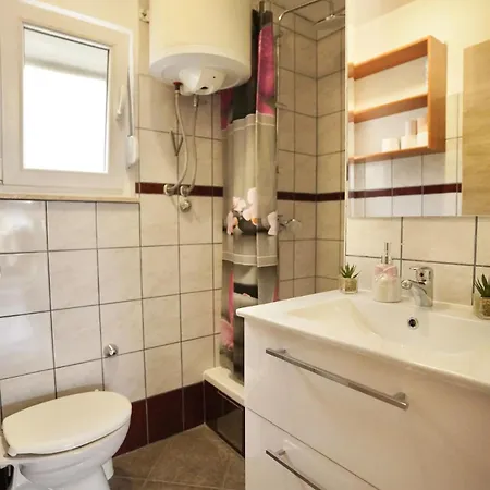 Mare Nostrum-apartment Just 40 Meters From The With Airconditioning And Free Parkingee Parking *
