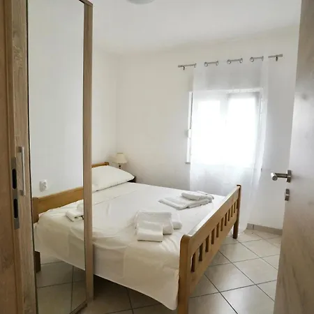 Mare Nostrum-apartment Just 40 Meters From The With Airconditioning And Free Parkingee Parking דירה